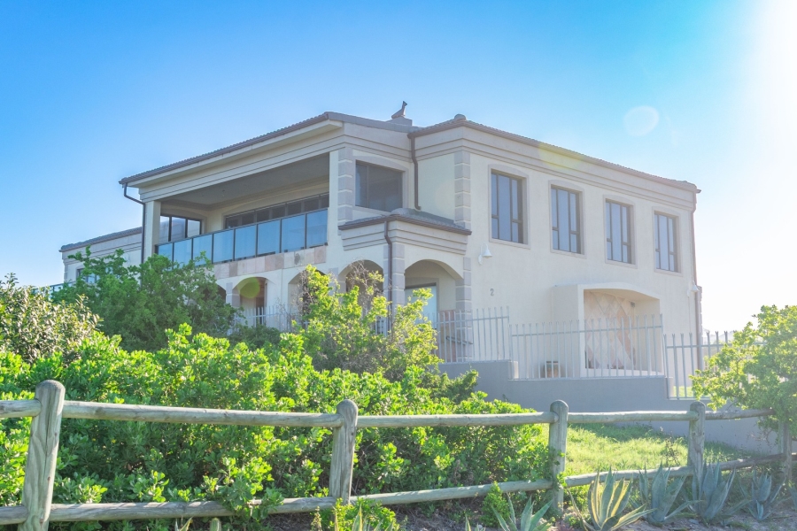 7 Bedroom Property for Sale in Ferreira Town Eastern Cape